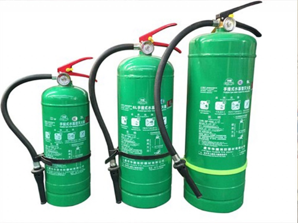 手提式水基型灭火器1
